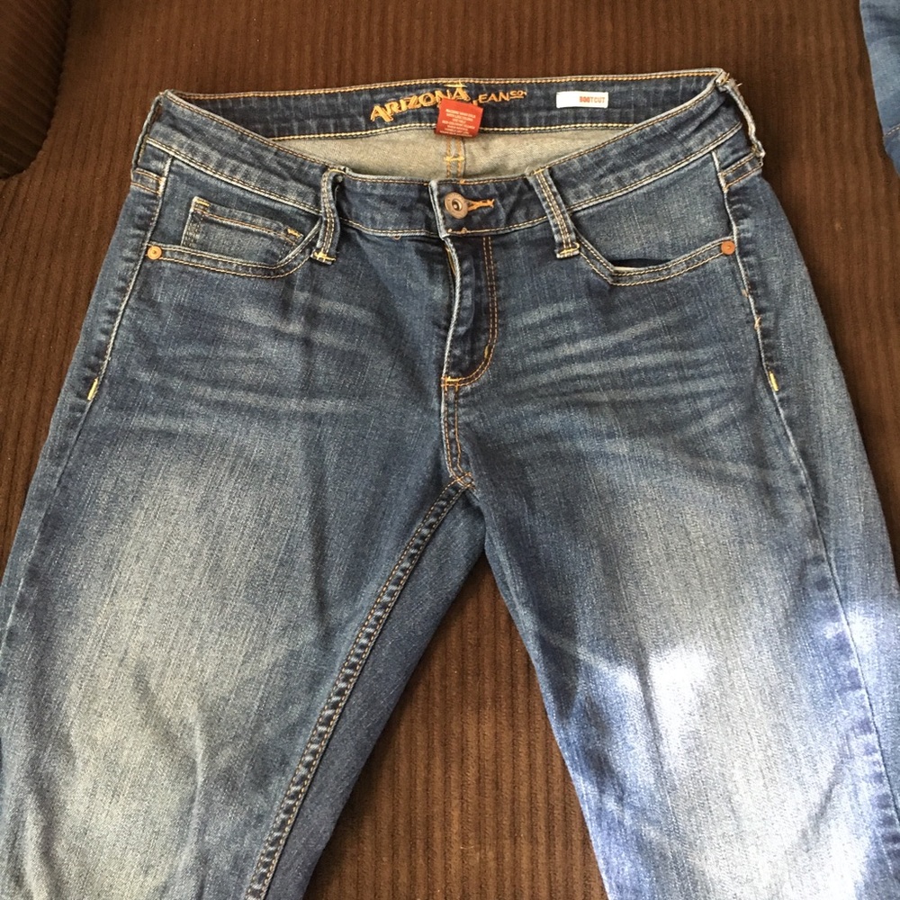 Boot cut jeans